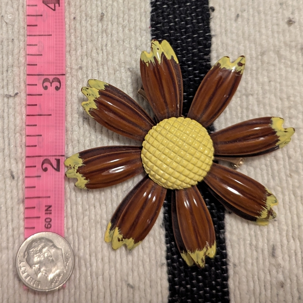 Vintage Brown and Yellow Flower Brooch